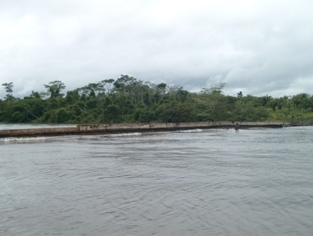 Maior ponte de madeira da Amrica do Sul, que fazia acesso para a cidade de Colniza e Aripuan foi levada pelas guas